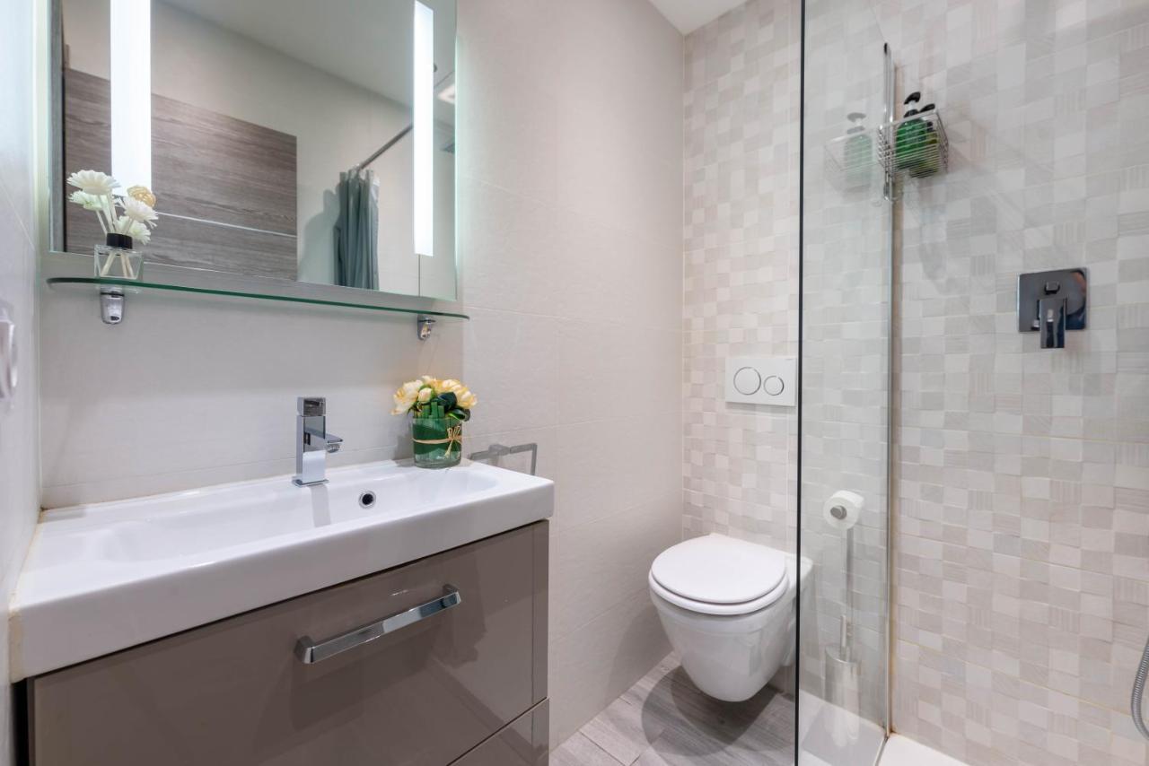 Nice Centre Flat - Modern, Quiet And Brand New Exterior foto